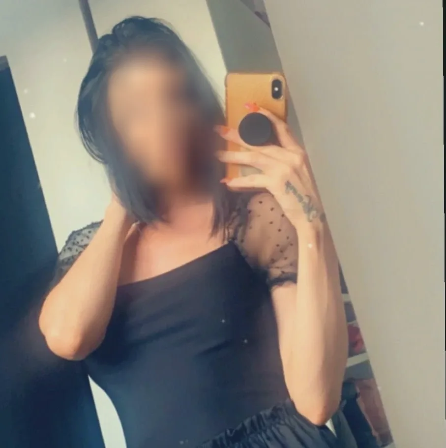 Alena, 31