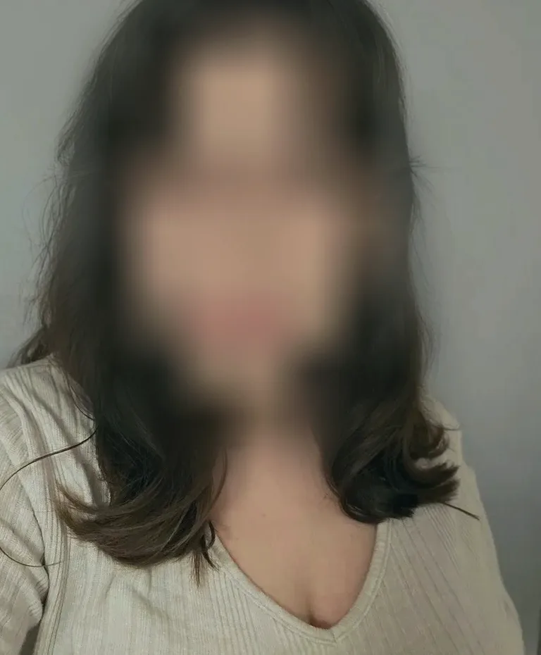 Cara, 26