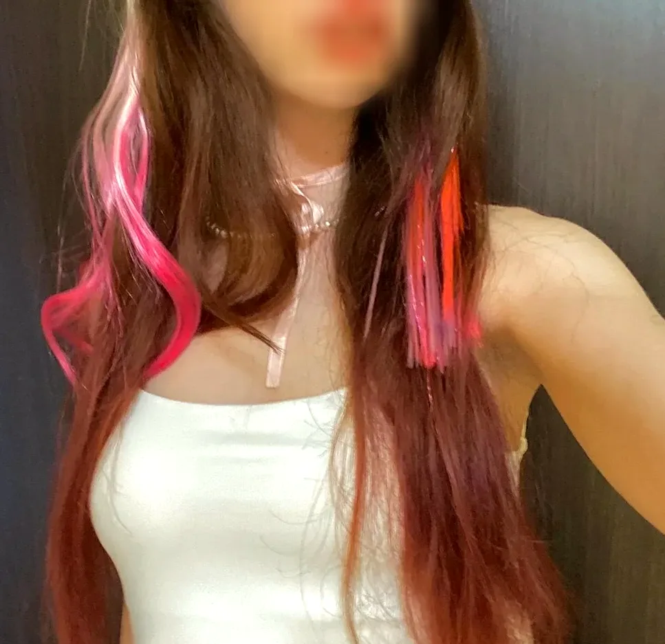 Denise, 22