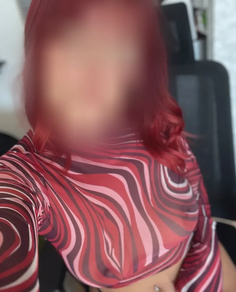 Tanja, 26